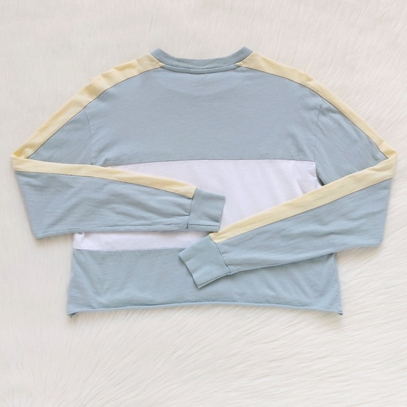 Aritzia TNA Agden Cropped Long Sleeve Tee - Picture 6 of 11